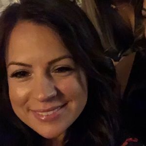 Meet your Posher, Dana